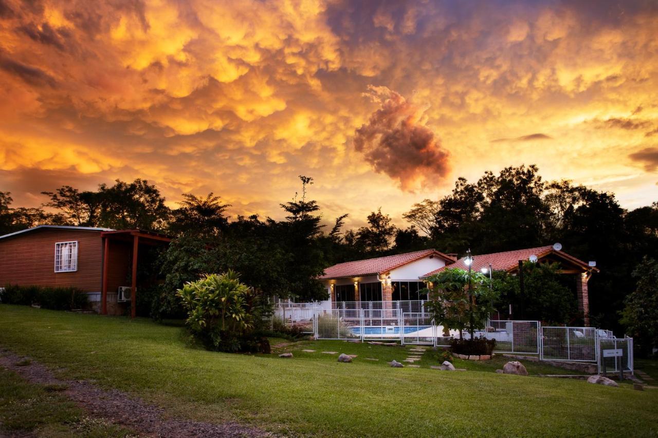 Vista Alegre Natural Resort - Bungalows Independencia 外观 照片